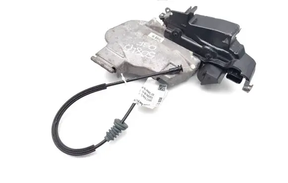 Volvo S40 Front door lock 30632851 A048069