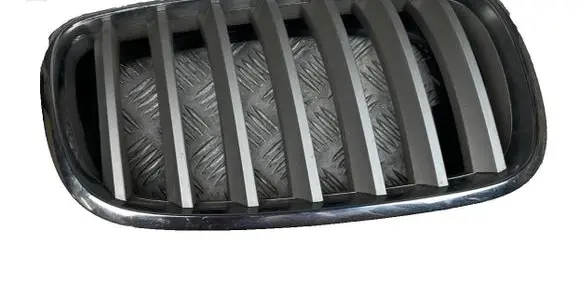 BMW X6 E71 Front bumper upper radiator grill 7171396