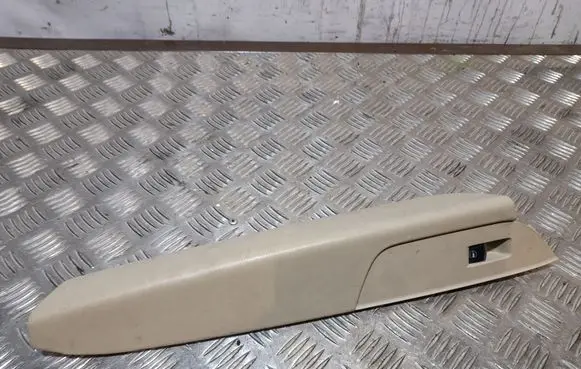 Volkswagen Touareg II Other rear door trim element 7P1867166