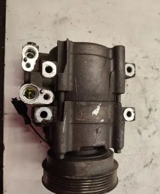 Hyundai Elantra Air conditioning (A/C) compressor (pump)