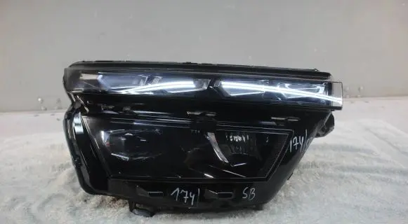 Skoda Kamiq Headlight/headlamp 658941016B