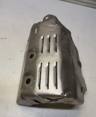 Peugeot 308 Exhaust heat shield 9817792380