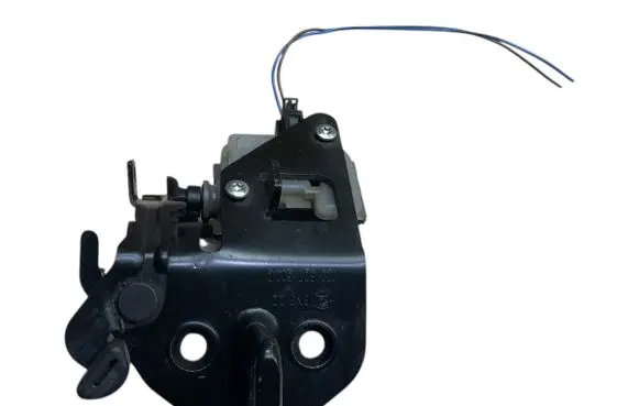 Skoda Octavia Mk2 (1Z) Tailgate/trunk/boot lock/catch/latch 1Z0827511C