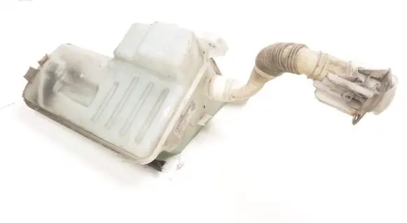 Seat Leon (5F) Windshield washer fluid reservoir/tank 5Q0955448AD