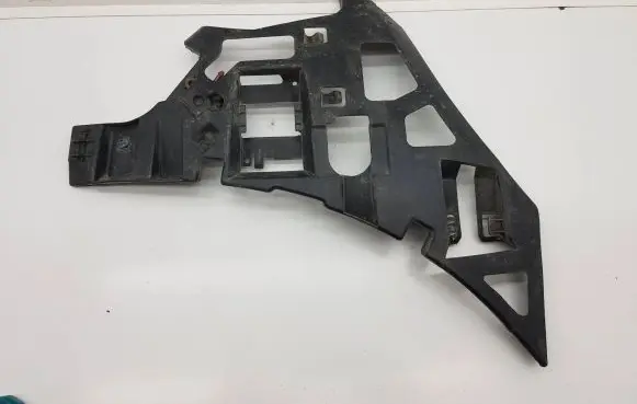 Mercedes-Benz S W222 Front bumper mounting bracket A2228850365 16344
