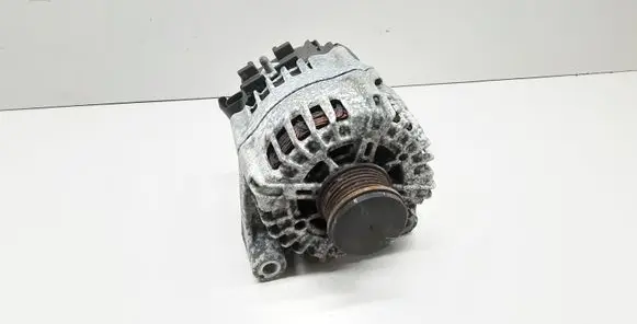 BMW 3 E90 E91 Generator/alternator 8507624