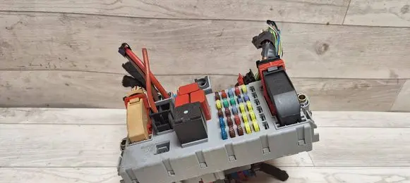 Fiat Croma Fuse module 406626