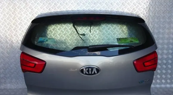 Toyota Aygo AB10 Tailgate/trunk/boot lid