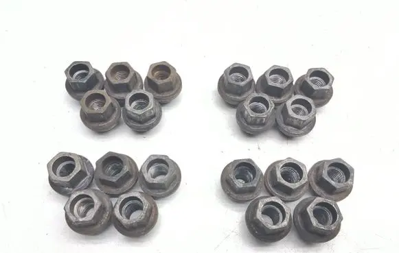 Volvo V40 Nuts/bolts 