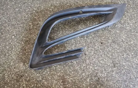 Buick Encore I Front bumper corner part panel trim 42491764