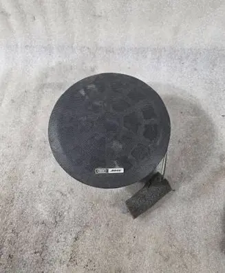 Audi A8 S8 D2 4D Parcel shelf speaker 