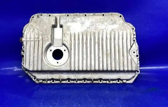 Audi A6 S6 C6 4F Oil sump 06e103604G 06E103604G