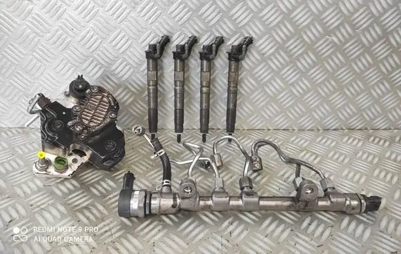 Fuel injector