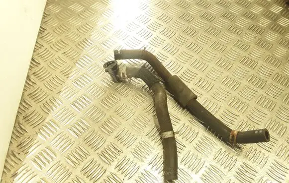 Suzuki Grand Vitara II Engine coolant pipe/hose