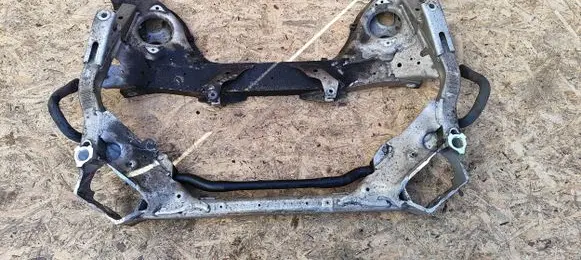 BMW 3 E90 E91 Front subframe 6771335 15008112 5166376