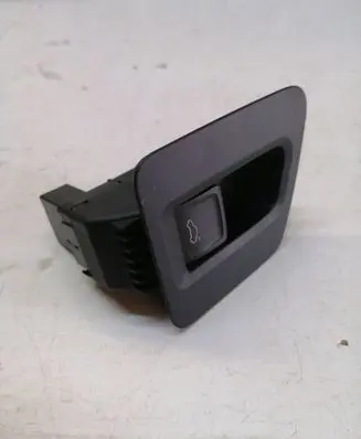 Volkswagen PASSAT B8 Tailgate opening switch 3G0959831 B54914 3g1867425