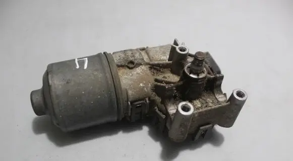 Skoda Fabia Mk1 (6Y) Wiper motor 0390241524