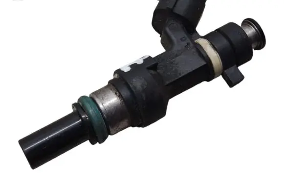 Nissan Micra Fuel injector FBY11H0