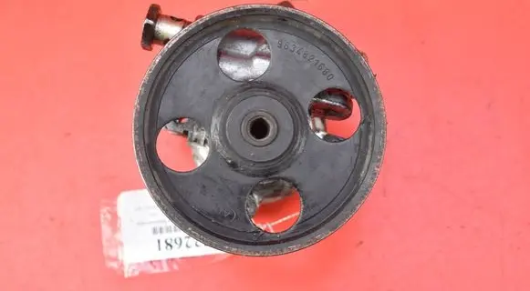 Citroen Xsara Picasso Power steering pump 26068593