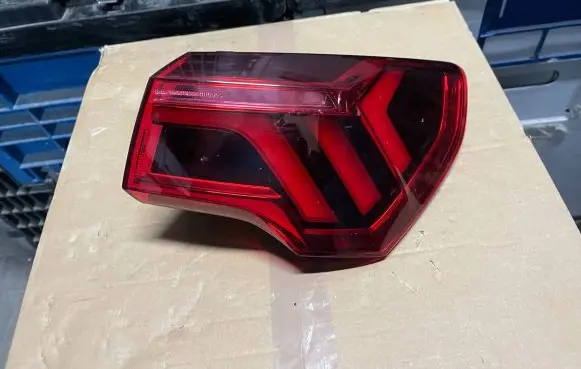 Audi Q3 F3 Rear/tail lights 83A945092 646502