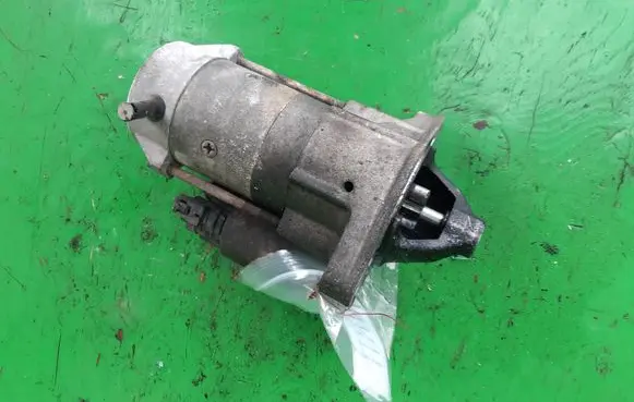 Toyota Yaris Starter motor