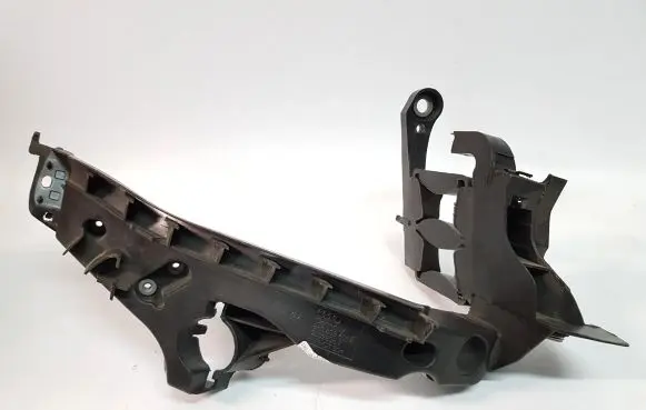 Audi A4 S4 B8 8K Headlight/headlamp mounting bracket 8K0805608C