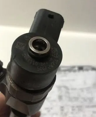 Opel Insignia A Fuel injector 0445110327