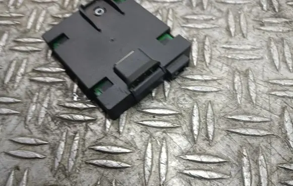 Mercedes-Benz A W168 Antenna control unit 