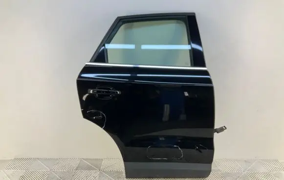 Audi Q3 8U Rear door 8U0833312A