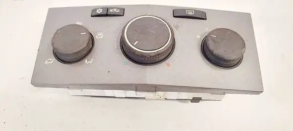 Opel Astra H Climate control unit 90151241