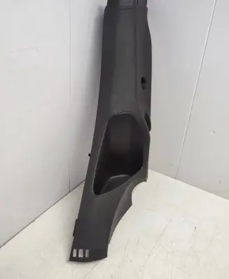 Ford Focus (C) pillar trim BM51A31016