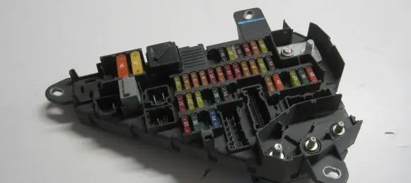 BMW X5 E53 Fuse module 6906603