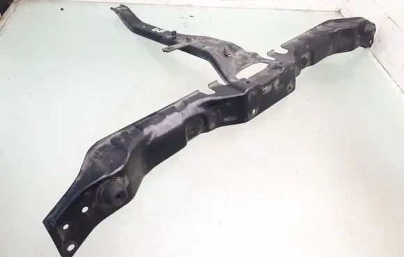 Top upper radiator support slam panel