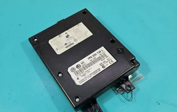 Volkswagen PASSAT B7 Central body control module 7P6035730L IMPRK1593566