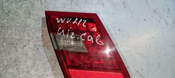 Mercedes-Benz E W212 Tailgate rear/tail lights A2129060158