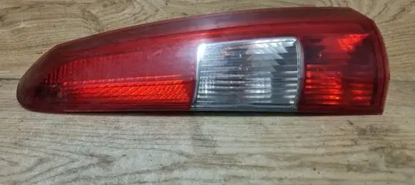 Volvo XC70 Rear/tail lights 9154494
