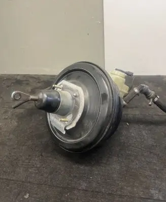 BMW 5 E39 Brake booster 1165055 KC145T