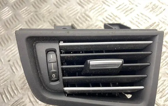 BMW 5 F10 F11 Dashboard side air vent grill/cover trim 9166894