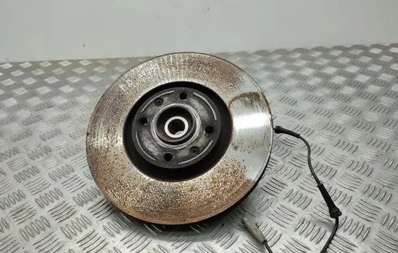 Citroen C4 Grand Picasso Front wheel hub