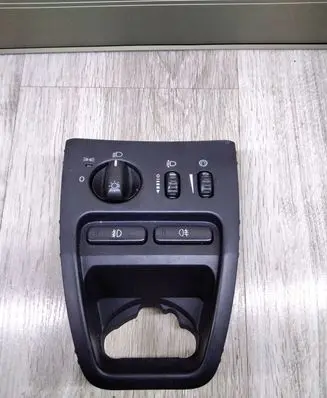 Volvo XC90 Light switch 30739304