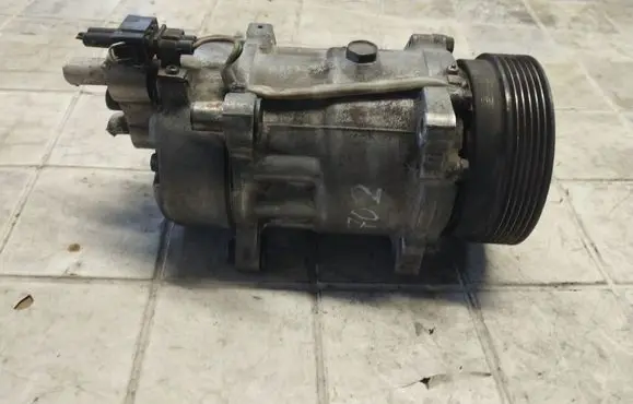 Volkswagen Sharan Air conditioning (A/C) compressor (pump) 7M0820803P 95NW19D629CC 1261208824