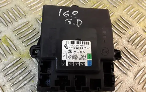 Mercedes-Benz A W169 Door control unit/module 1698208626 A1698208626