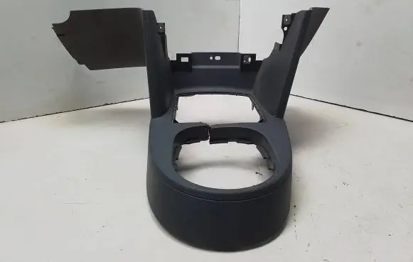 Volkswagen Touran I Center console 1863475