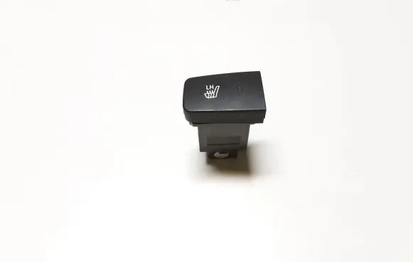 Hyundai Tucson JM Seat heating switch 933202E001