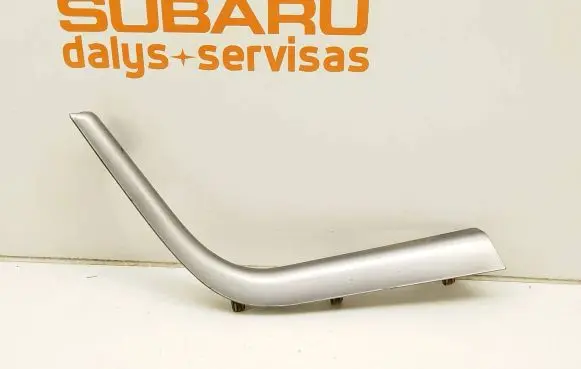 Subaru Outback Radio/GPS head unit trim 