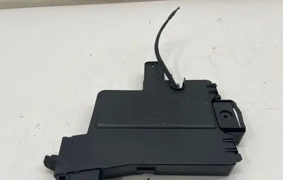 Porsche Panamera (971) Voltage converter/converter module 971937548A 971937576