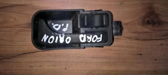 Ford Orion Front door interior handle 86aba22600ag 86ab-a22600-ag