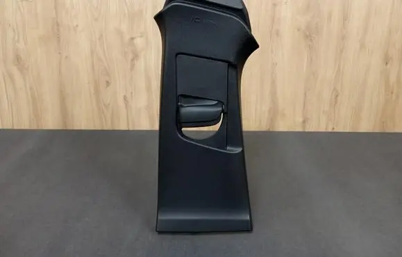 Volvo V40 Cross country (B) pillar trim (top) 31102349