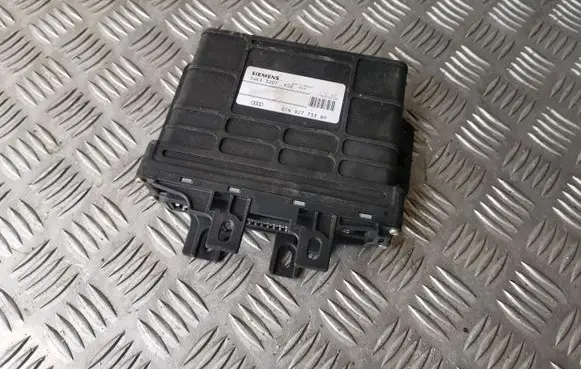 Volkswagen PASSAT B5 Gearbox control unit/module 01N927733BP 5WK33207