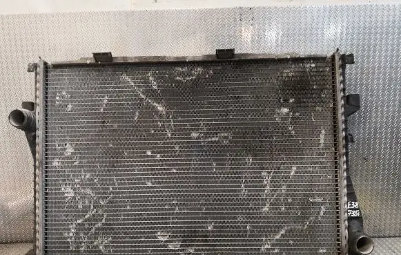 BMW 7 E38 Coolant radiator 1436061